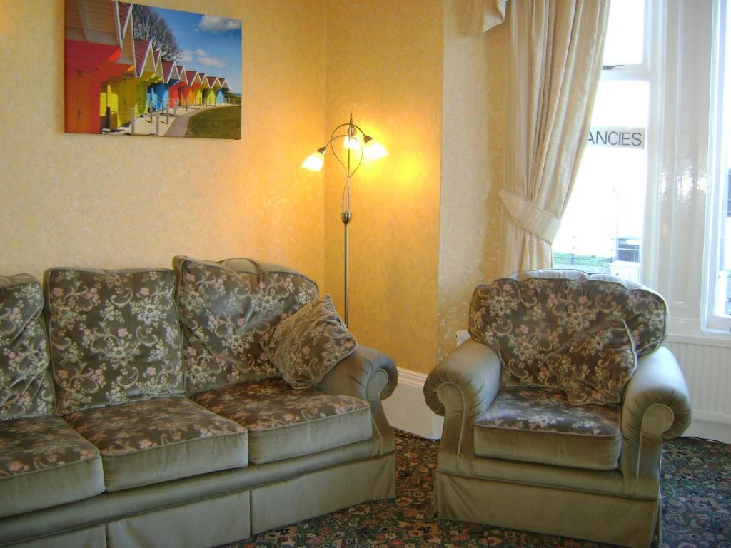 Hotel The Wharncliffe à Scarborough Extérieur photo