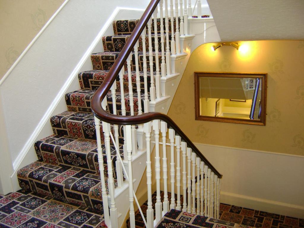 Hotel The Wharncliffe à Scarborough Extérieur photo