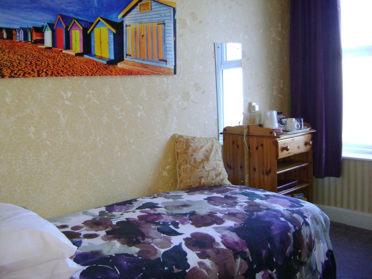Hotel The Wharncliffe à Scarborough Extérieur photo