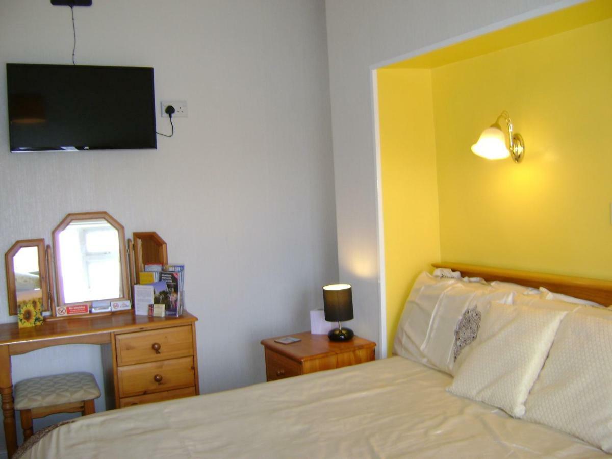 Hotel The Wharncliffe à Scarborough Extérieur photo
