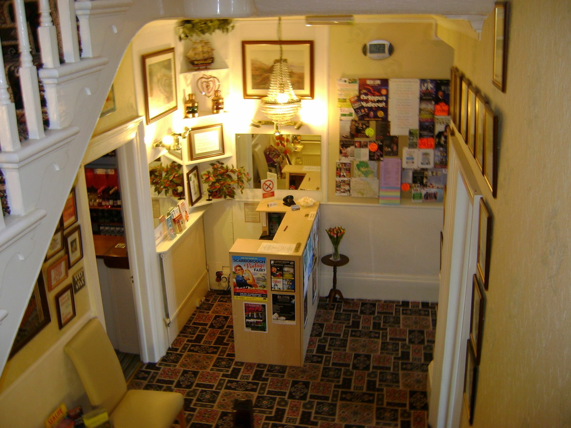 Hotel The Wharncliffe à Scarborough Extérieur photo