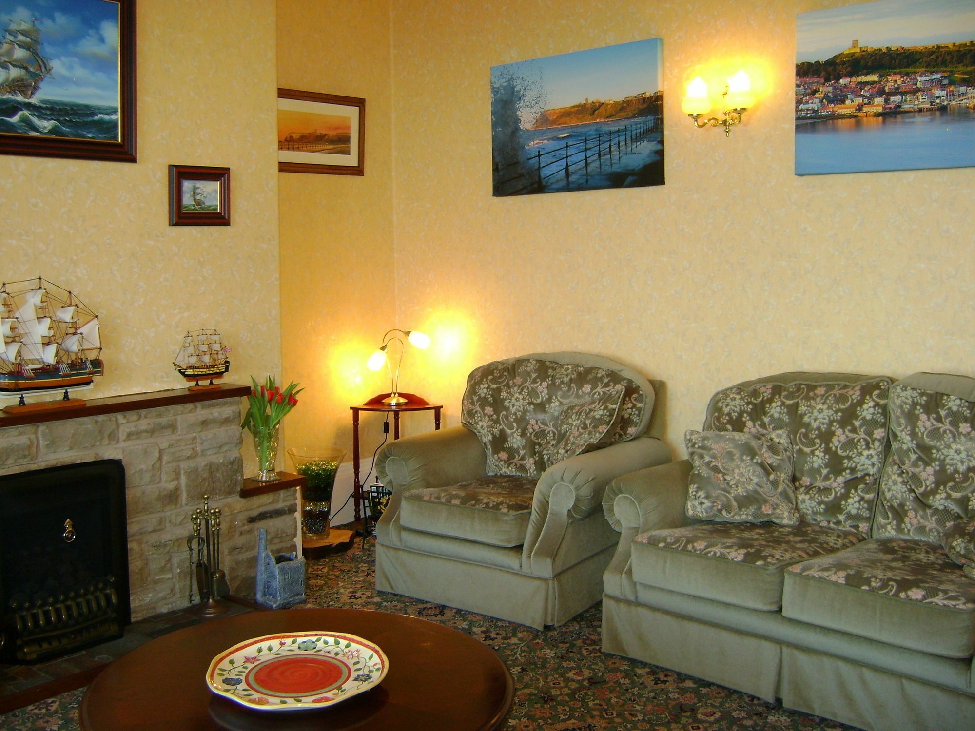 Hotel The Wharncliffe à Scarborough Extérieur photo